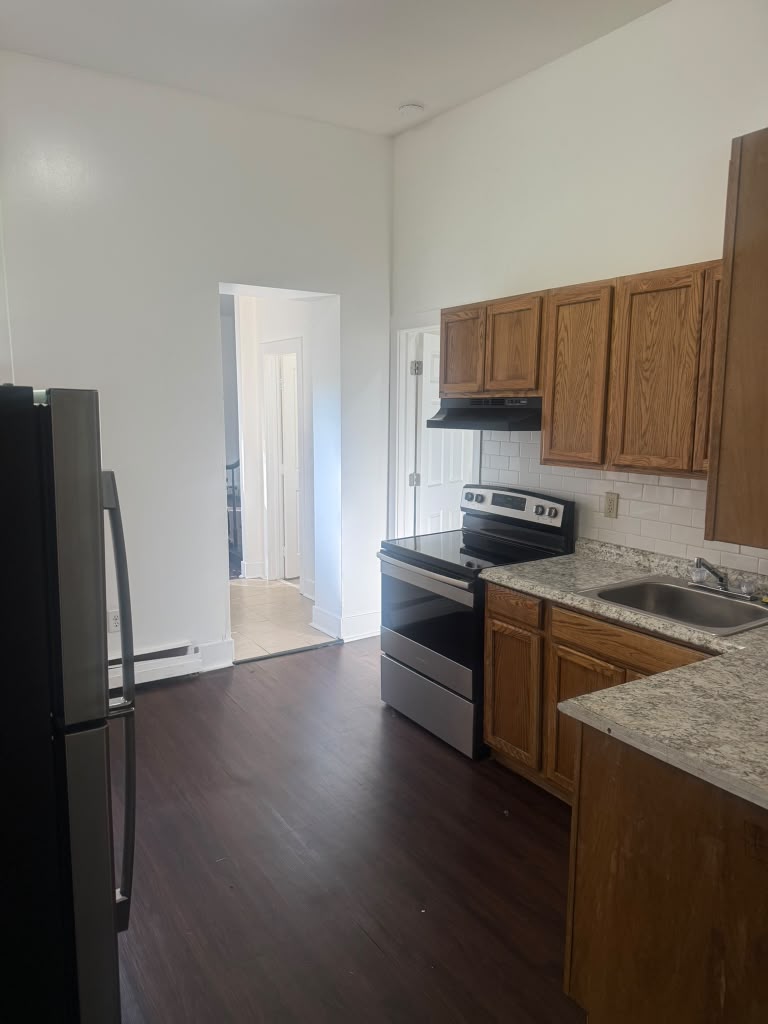 475 South Pearl Street - 3